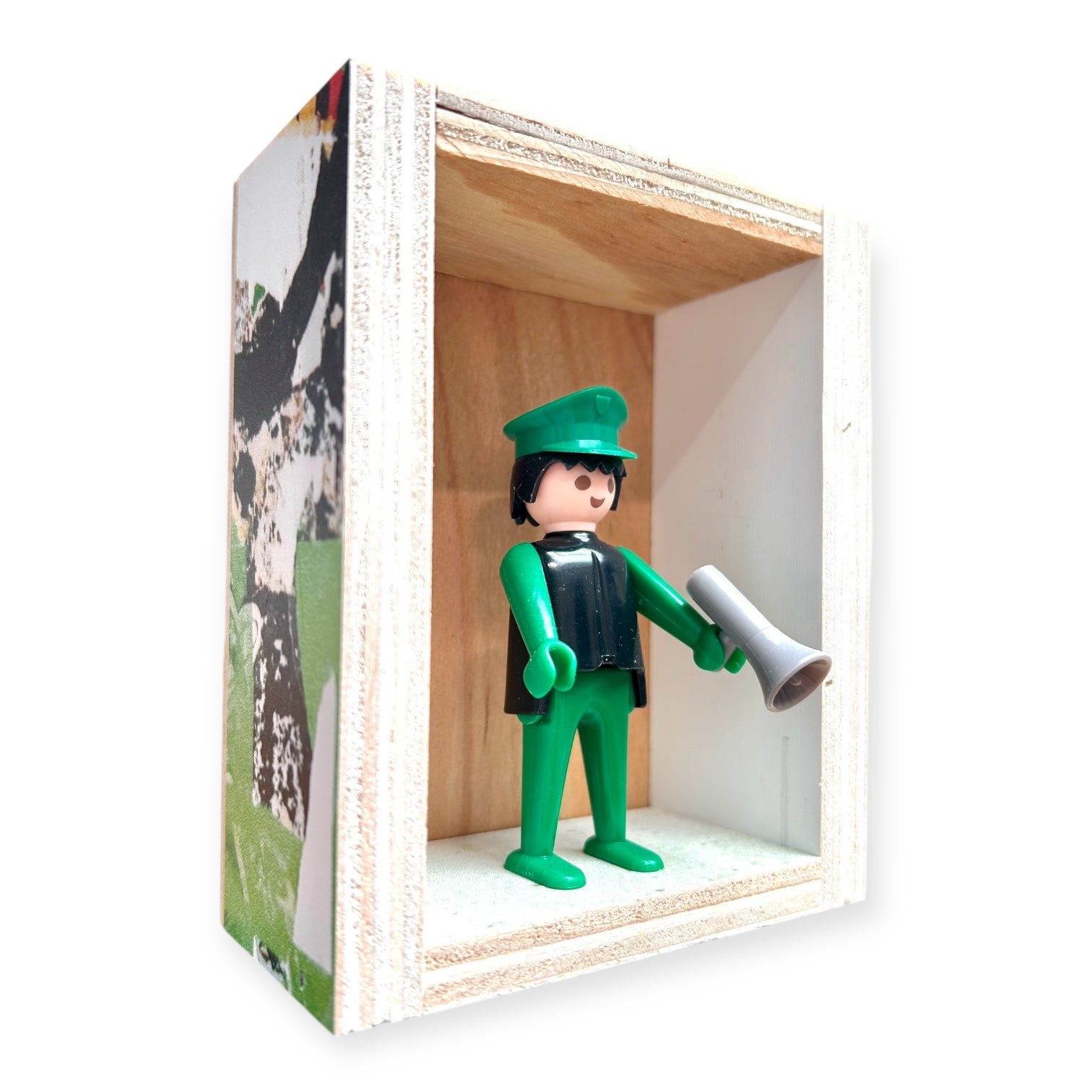 Playmobil huisje 'Zwartgroen popje met megafoon'