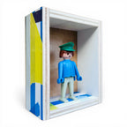 Playmobil huisje 'Blauwgrijs popje met groene pet'