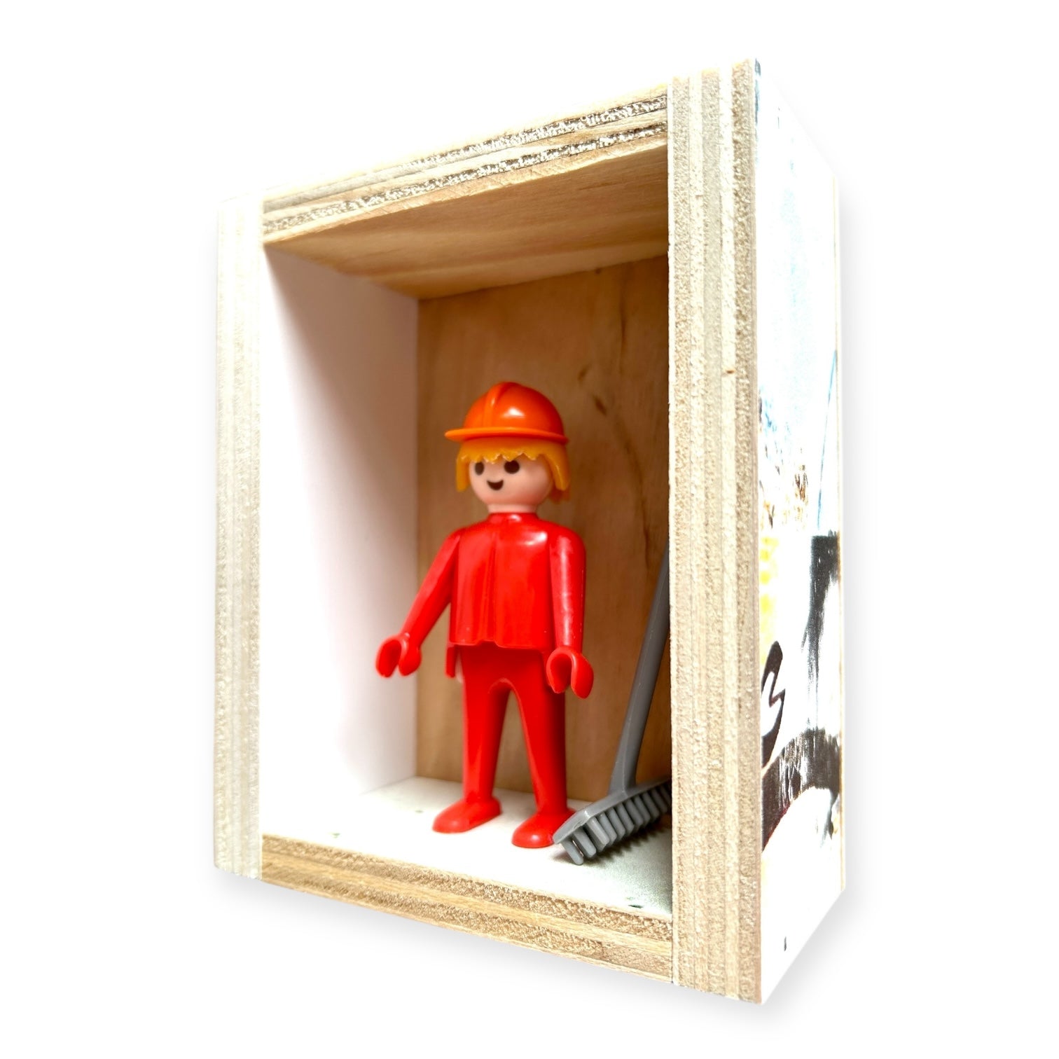 Playmobil huisje 'Rode werker met oranje helm en bezem'