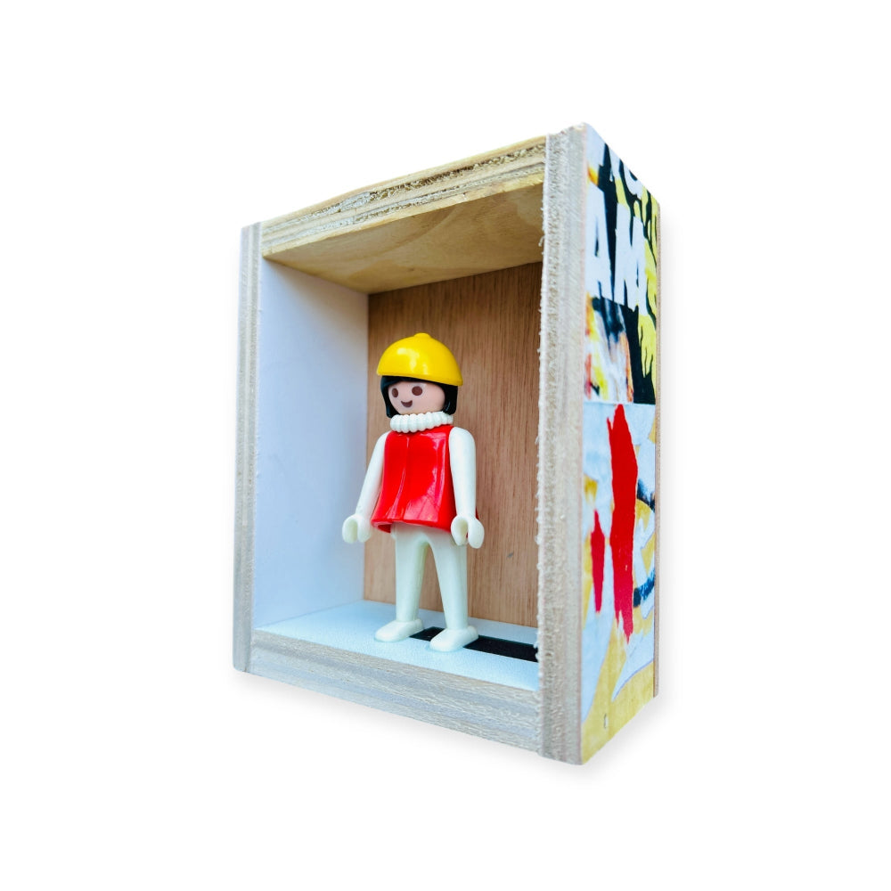 Playmobil huisje 'Roodwit meisje met gele alpinopet'