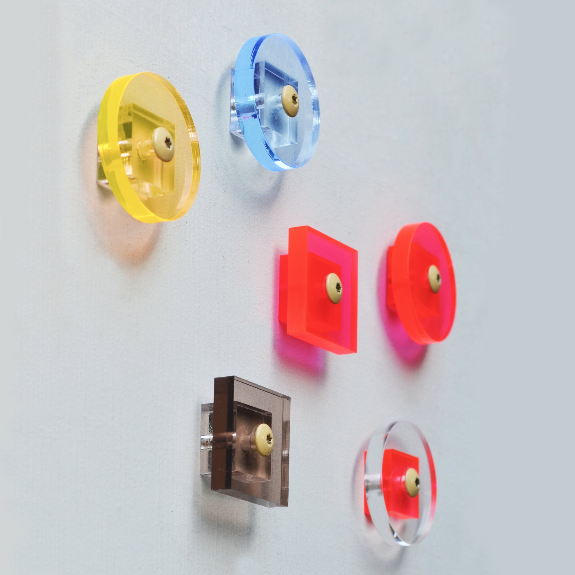 Knoppen van Gerecycled acrylglas